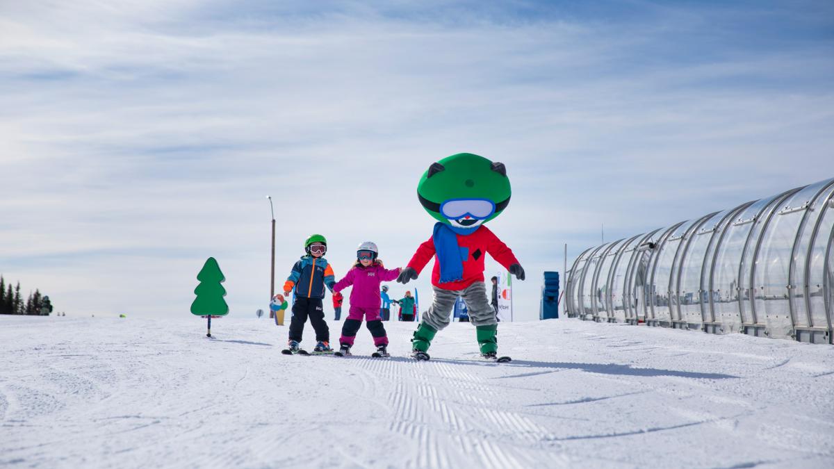 Isa på ski med barn